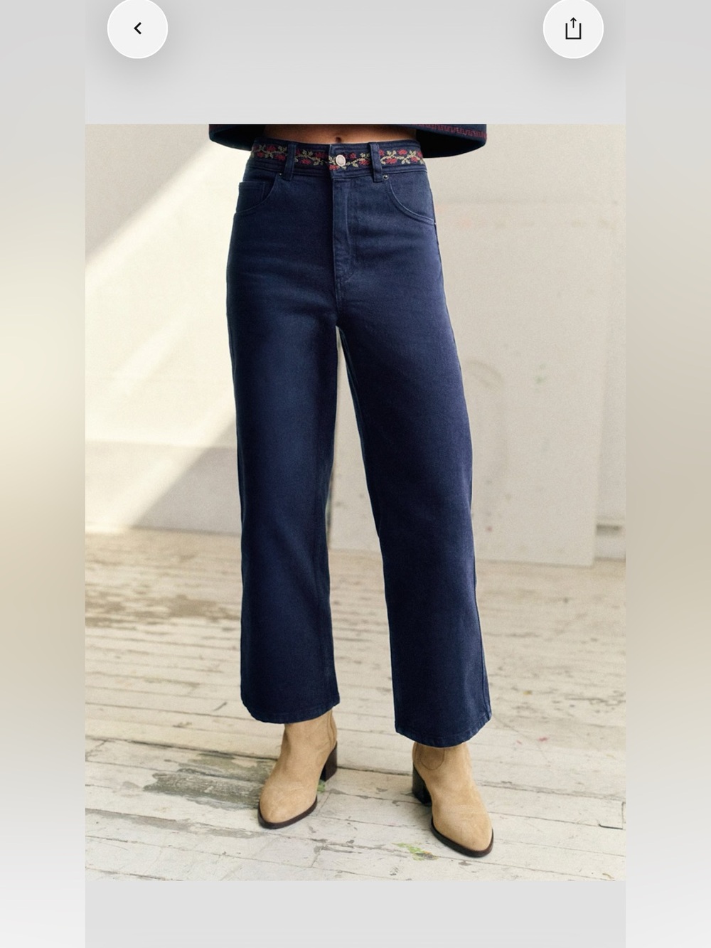 Sezane Navy Wide-Leg Jeans with Embroidered Waist le crop sezane x Lucia vergara